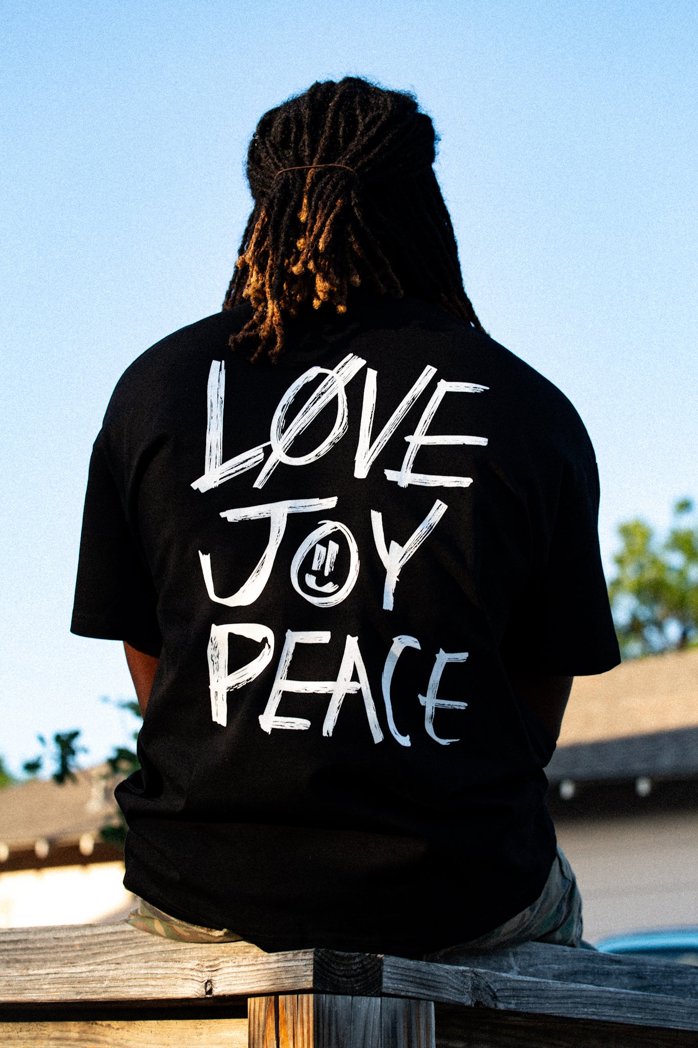 LOVE JOY PEACE x TSHIRT